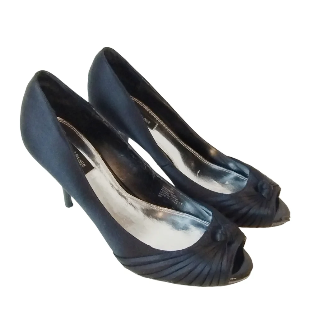 WHITE House/‎ BLACK Market Heels Women's 9M